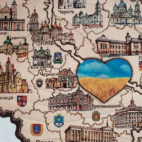 Мапа України одношарова контур серце А3 (42х29см)