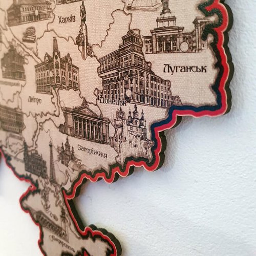 Мапа України одношарова контур червоно-чорна А3 (42х29см)